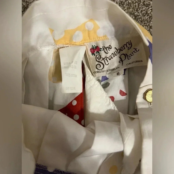 The Strawberry Plant Skirt by Dorthy Schoelen - Picture 3 of 4